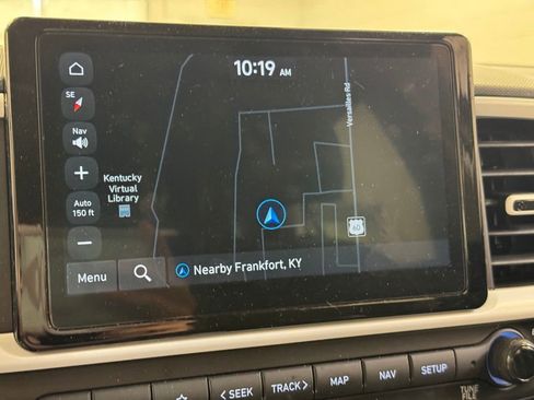 Used 2025 Hyundai Venue Limited FWD image 38