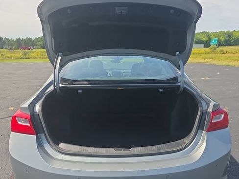 Used 2025 Chevrolet Malibu LT FWD image 27