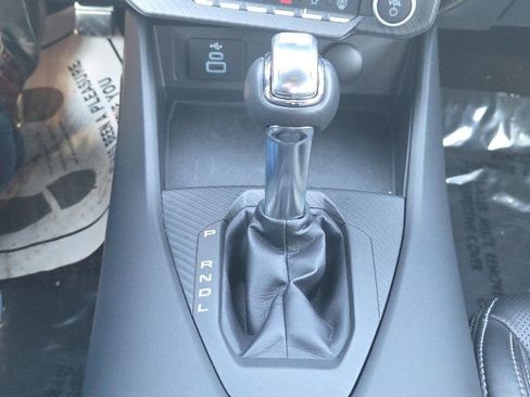 Used 2025 Ford Mustang Premium image 27