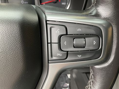 Used 2022 Chevrolet Suburban LS AWD/4WD image 29