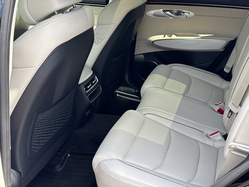 New 2026 Genesis GV70 2.5T Advanced AWD/4WD image 21