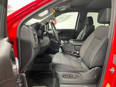 Used 2019 Chevrolet Silverado 1500 LT Trail Boss w/ Convenience Package AWD/4WD image 11