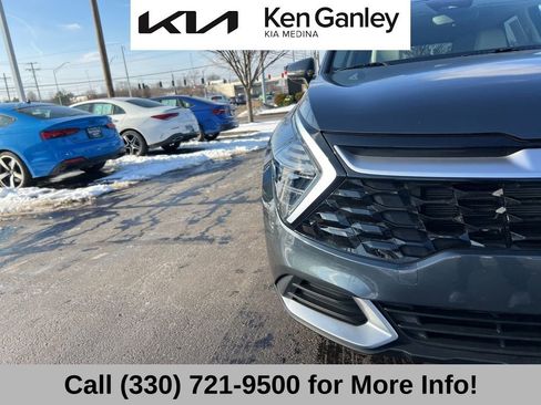 Certified 2025 Kia Sportage EX image 18