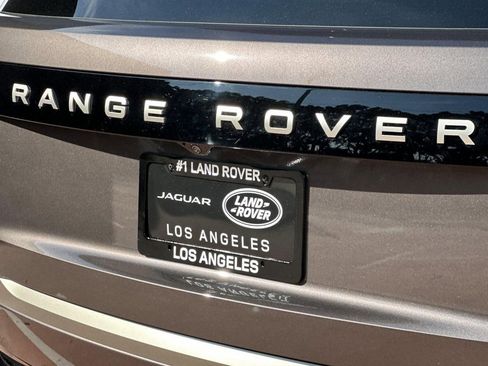 New 2026 Land Rover Range Rover Long Wheelbase SE AWD/4WD image 21