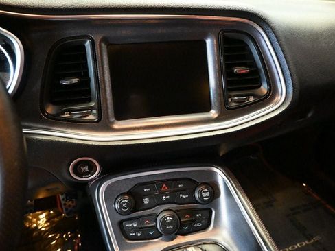 Used 2015 Dodge Challenger R/T Scat Pack w/ Leather Interior Group RWD image 14