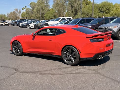 Used 2018 Chevrolet Camaro ZL1 RWD image 3