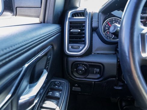 Used 2024 RAM 1500 Laramie image 32