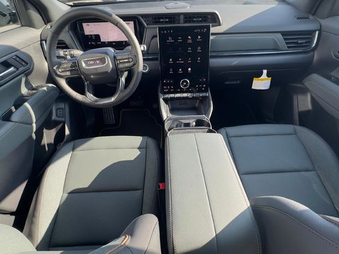 New 2026 GMC Terrain AT4 w/ Technology Package II image 12