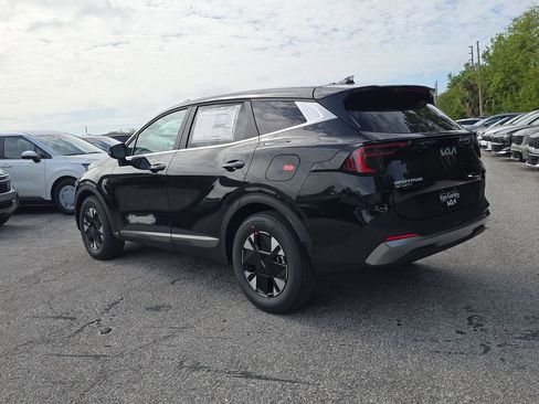 New 2026 Kia Sportage LX FWD image 6