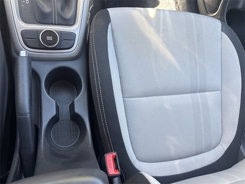 Used 2024 Hyundai Venue SEL image 29