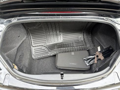 Used 2022 MAZDA MX-5 Miata Grand Touring image 25