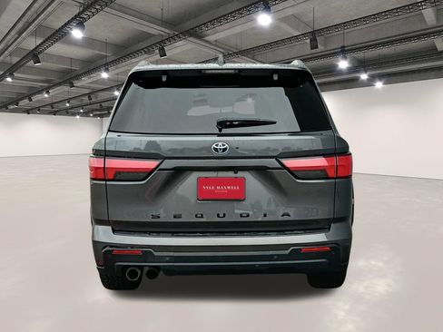Used 2023 Toyota Sequoia TRD Pro AWD/4WD image 15