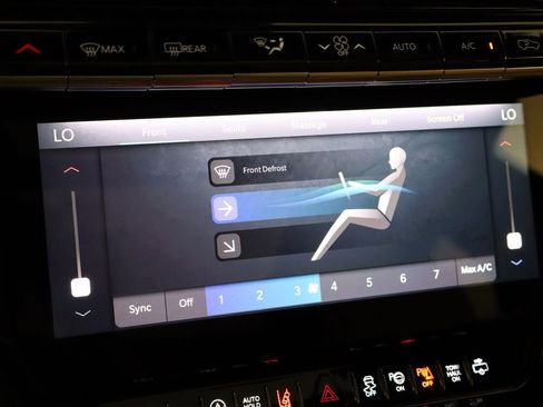 Used 2025 Jeep Grand Wagoneer L Series III w/ Rear Seat Video Group 1 AWD/4WD image 48