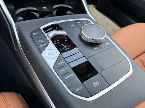 New 2026 BMW 330i Sedan w/ Convenience Package RWD image 16