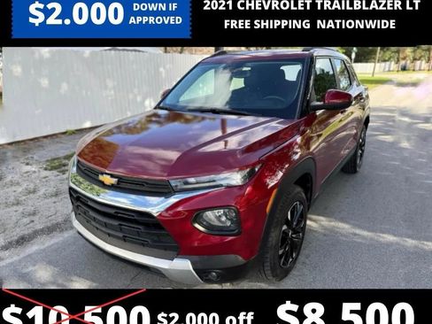 Used 2021 Chevrolet TrailBlazer LT w/ Premium Seating Package AWD/4WD image 1
