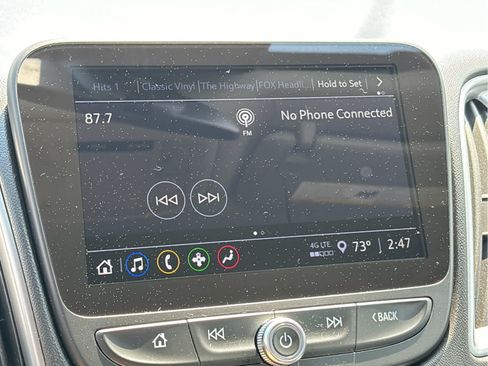 Used 2024 Chevrolet Malibu LT FWD image 11