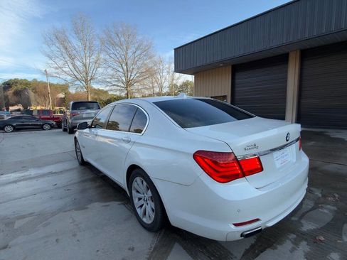 Used 2009 BMW 750Li image 7
