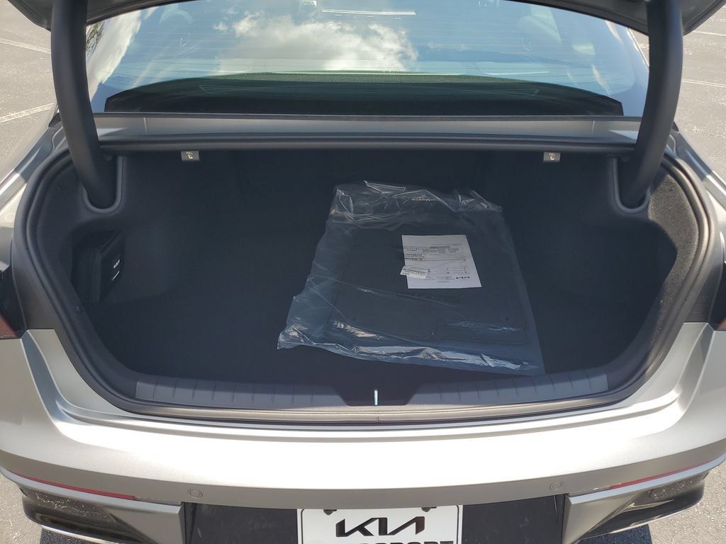 New 2026 Kia K5 GT w/ GT1 Package FWD image 29