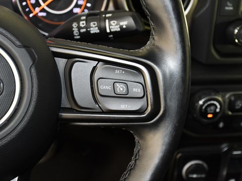 Used 2020 Jeep Wrangler Sport AWD/4WD image 14