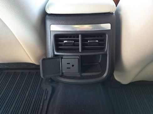 Used 2019 Chevrolet Impala Premier w/ Premier Convenience Package FWD image 44