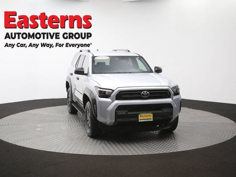 Used 2025 Toyota 4Runner SR5 AWD/4WD image 51