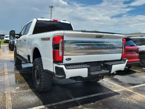 Used 2024 Ford F350 Platinum w/ Tremor Off-Road Package AWD/4WD image 4