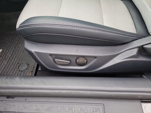 Used 2024 Ford Mustang Coupe RWD image 18