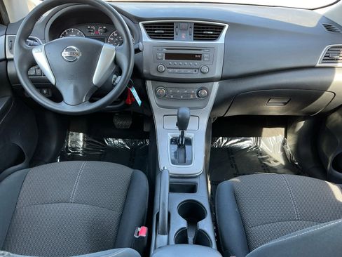 Used 2014 Nissan Sentra S FWD image 10