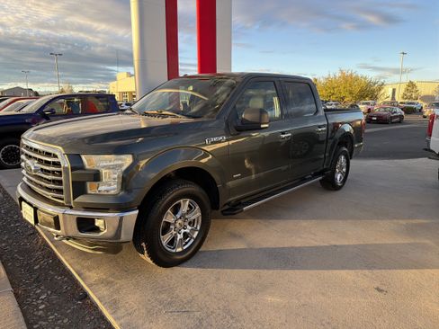 Used 2015 Ford F150 XLT w/ Equipment Group 302A Luxury AWD/4WD image 3
