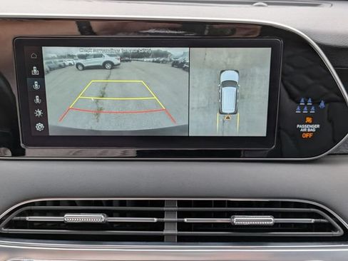 Used 2022 Hyundai Palisade Limited AWD/4WD image 12