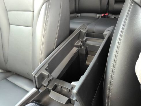 Used 2024 Nissan Rogue SL w/ SL Premium Package FWD image 53