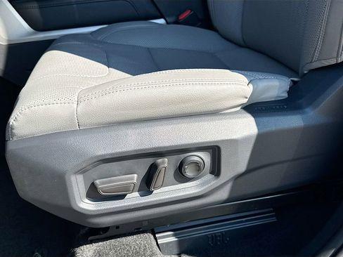 Used 2024 Toyota Tundra Limited image 24