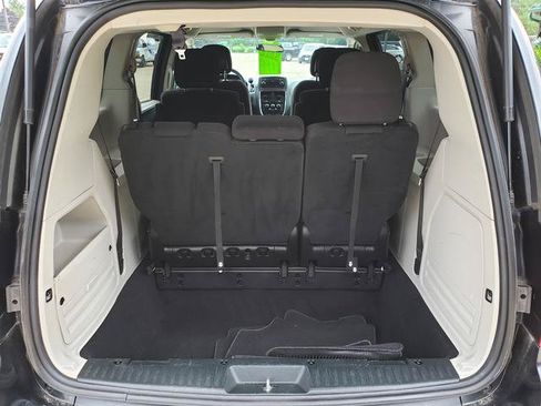 Used 2016 Dodge Grand Caravan SE w/ Quick Order Package 29E SE FWD image 5
