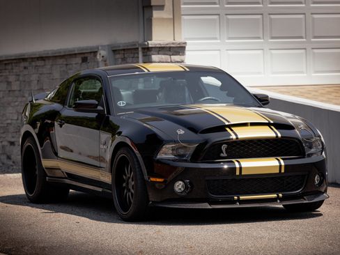 Used 2012 Ford Mustang Shelby GT500 w/ SVT Performance Pkg image 9
