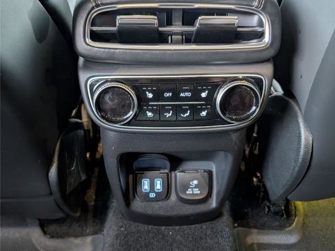 Used 2022 Genesis GV80 3.5T w/ Prestige Package 07 image 17