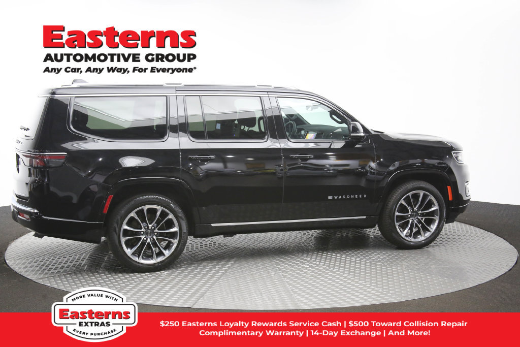 Used 2024 Jeep Wagoneer Series III w/ Premium Group I AWD/4WD image 51