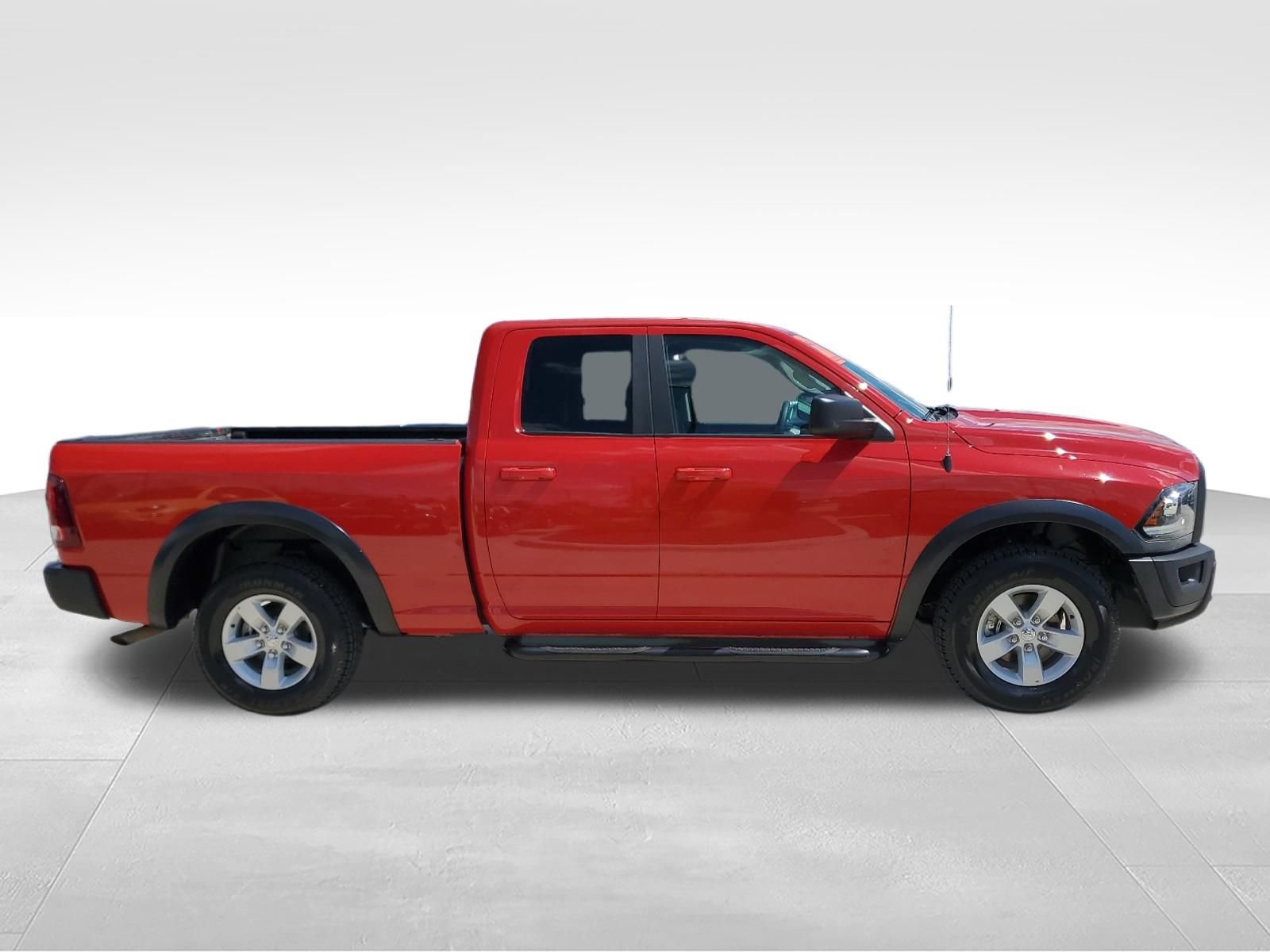 Used 2019 RAM 1500 Warlock RWD image 4