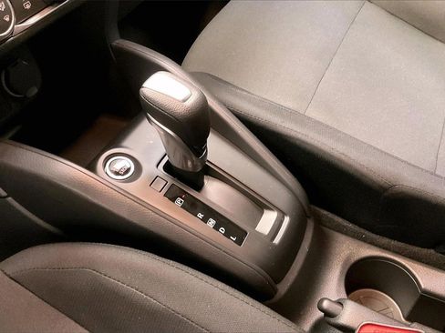 Certified 2025 Nissan Kicks Play S image 15