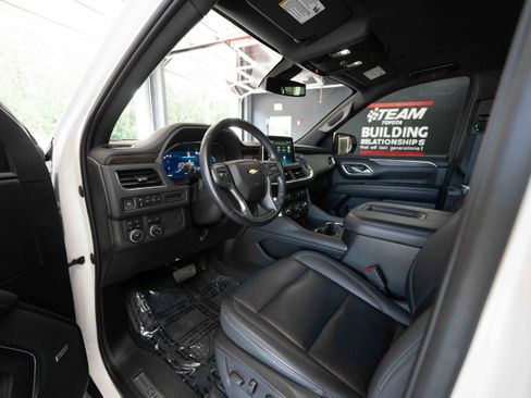 Used 2022 Chevrolet Tahoe LT AWD/4WD image 8