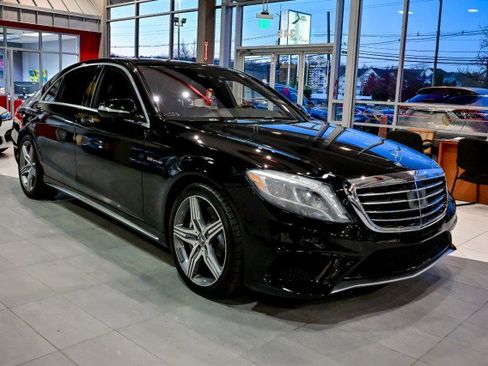 Used 2014 Mercedes-Benz S 63 AMG 4MATIC Sedan image 3