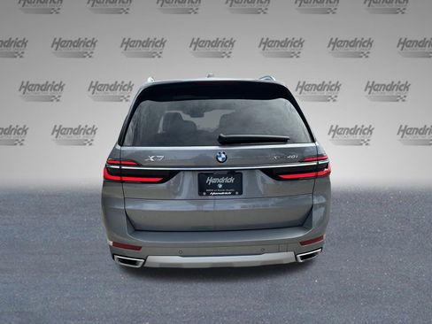 Certified 2025 BMW X7 xDrive40i w/ Premium Package image 8
