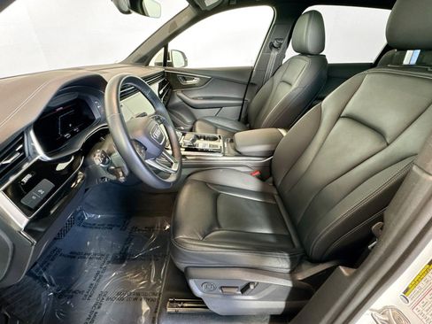 Used 2025 Audi Q7 3.0T Premium Plus image 19