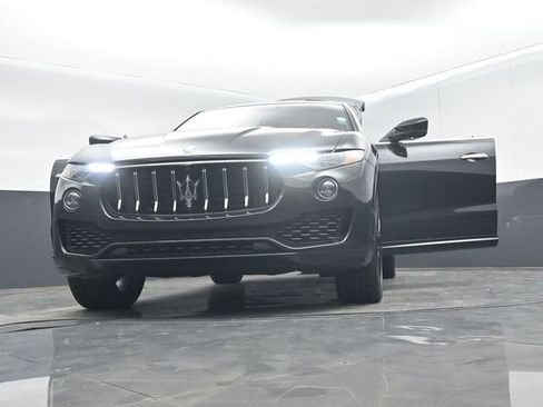 Used 2023 Maserati Levante GT AWD/4WD image 71