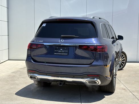 Used 2024 Mercedes-Benz GLS 580 4MATIC image 6