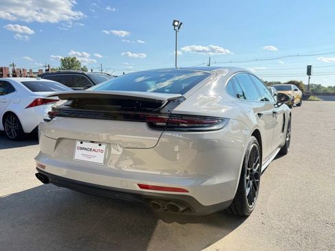 Used 2019 Porsche Panamera 4 w/ Premium Package Plus AWD/4WD image 5
