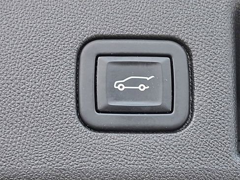 Used 2022 Chevrolet Equinox LT image 28