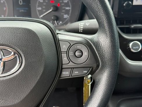 Certified 2023 Toyota Corolla LE FWD image 21