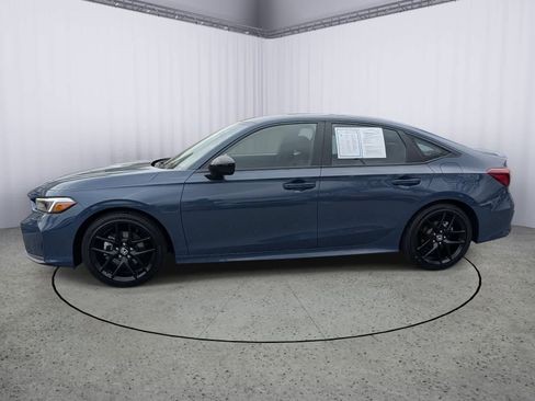 Certified 2025 Honda Civic Sport image 5