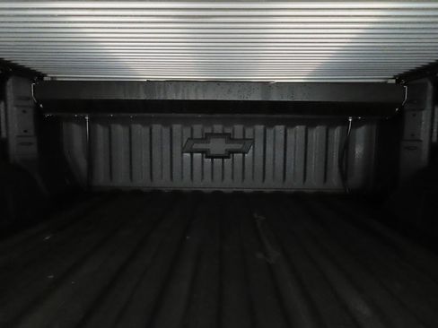 Used 2025 Chevrolet Silverado 1500 ZR2 w/ Technology Package image 38