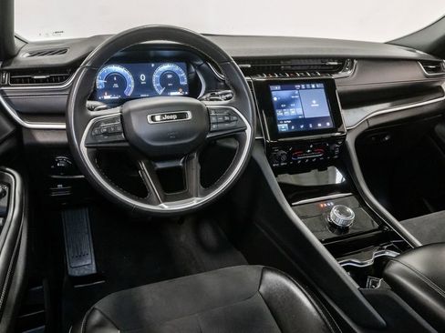 Certified 2023 Jeep Grand Cherokee L Altitude AWD/4WD image 7